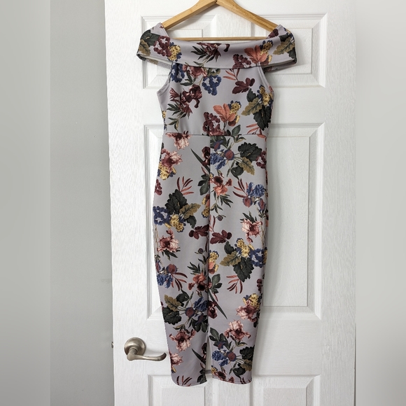 Floral dress - Picture 2 of 3